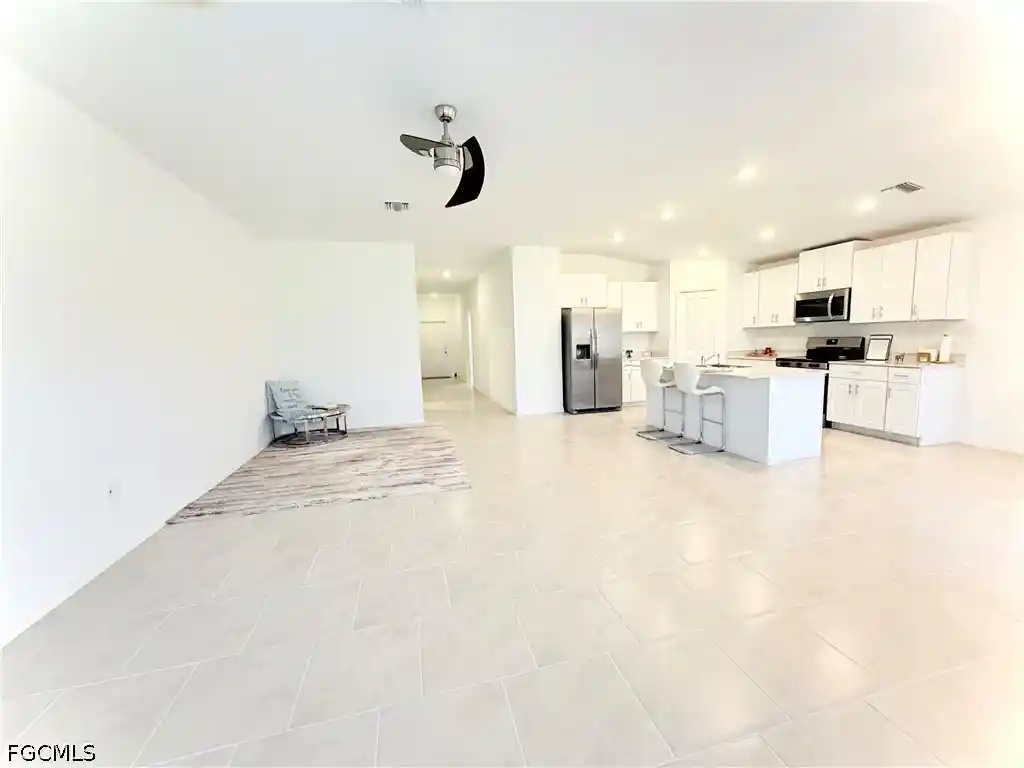 Photo 1 of Single family home for sale at 4110 Etna Ct, North Fort Myers, FL 33917 | MLS# 2025021890 | Listing updated on 2026-10-23
