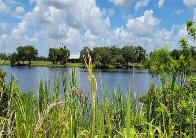 11th image of 2114 Silk Bay Blvd, Alva, FL 33920 | MLS# 2025021977