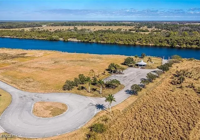 3rd image of 2114 Silk Bay Blvd, Alva, FL 33920 | MLS# 2025021977