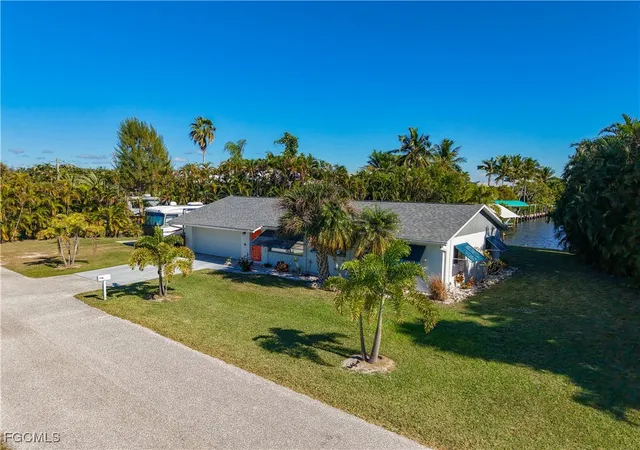 4th image of 5442 Martin Cvs, Bokeelia, FL 33922 | MLS# 2025021978