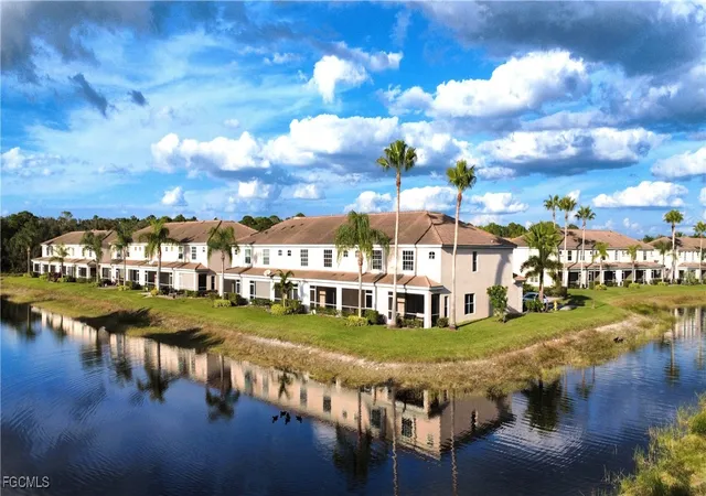 Photo 1 of Sale Pending at 1334 Weeping Willow Ct, Cape Coral, FL 33909 | MLS# 2025022032 | Listing updated on 2026-08-31