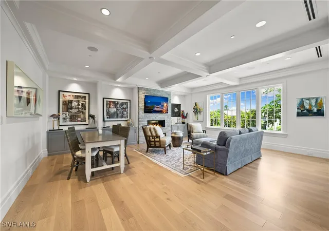 3rd image of 745 12Th Ave S #103, Naples, FL 34102 | MLS# 225081202