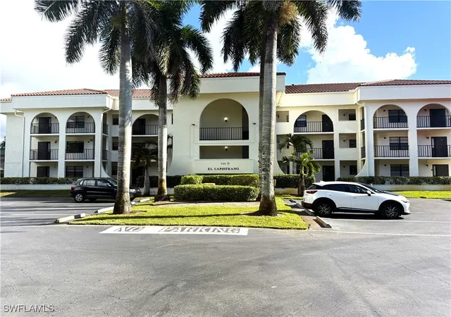 Homes for sale in Naples, FL | 700 Valley Stream Dr #303, Naples, FL 34113 | MLS# 225080992