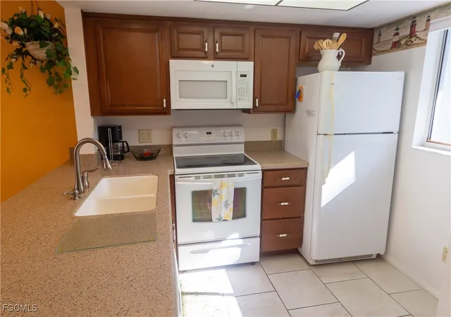 Photo 4 of Condo for sale at 8200 Summerlin Village Cir #101, Fort Myers, FL 33919 | MLS# 2025022607 | Listing updated on 2026-07-20