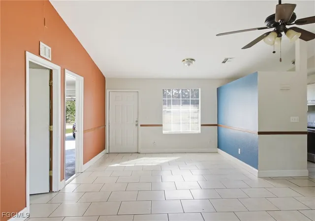 4th image of 2802 2Nd St Sw, Lehigh Acres, FL 33976 | MLS# 2025022650