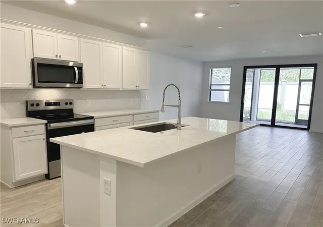 Photo 2 of Townhouse for sale at 27831 Solis Grande Dr, Bonita Springs, FL 34135 | MLS# 225081290 | Listing updated on 2026-03-16