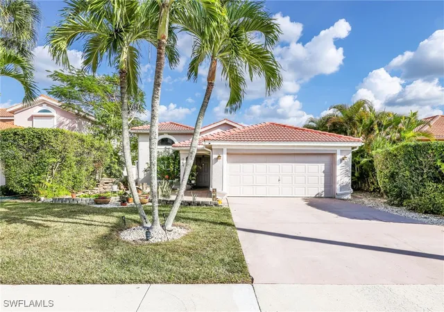 Homes for sale in Naples, FL | 164 Sabal Lake Dr, Naples, FL 34104 | MLS# 225079390