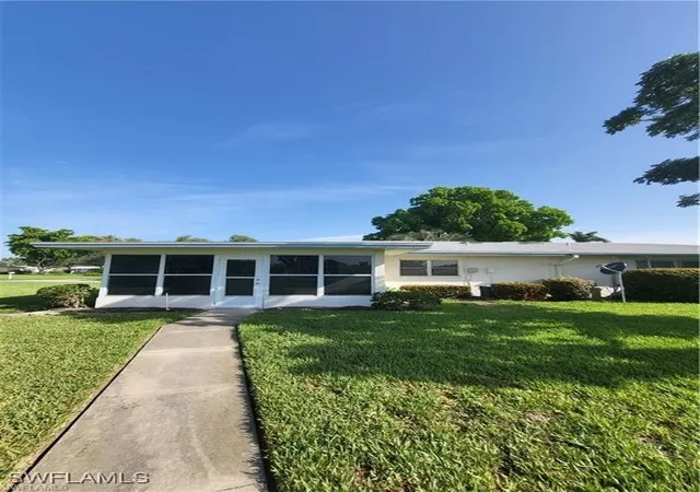 Photo 3 of Townhouse for sale at 5541 Westwind Ln #202, Fort Myers, FL 33919 | MLS# 225081646 | Listing updated on 2025-12-05