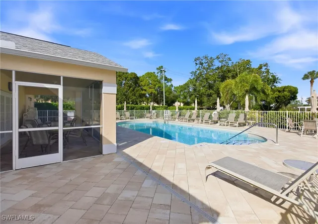 Homes for sale in Naples, FL | 688 Wiggins Lake Drive, Naples, FL 34110 | Houzeo