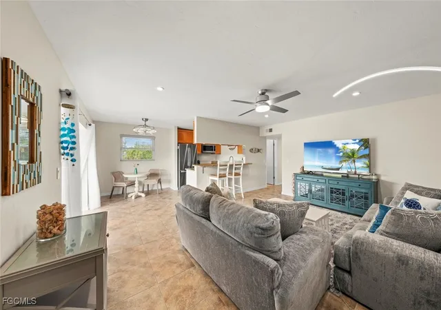 Photo 1 of Condo for sale at 601 Periwinkle Way #D5, Sanibel, FL 33957 | MLS# 2025022838 | Listing updated on 2026-08-31