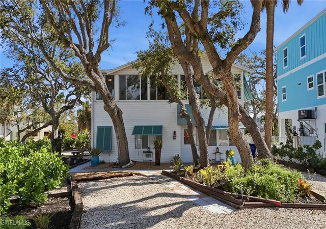 3rd image of 5474 Oak Ridge Ave, Fort Myers Beach, FL 33931 | MLS# 225081944