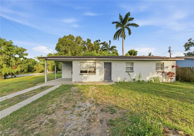 1st image of 2505 Henderson Ave, Fort Myers, FL 33916 | MLS# 2025022923