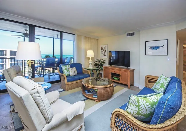 3rd image of 1401 Middle Gulf Dr, Sanibel, FL 33957
