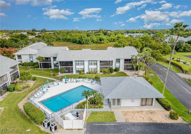 2nd image of 13351 Greengate Blvd #418, Fort Myers, FL 33919 | MLS# 2025023026