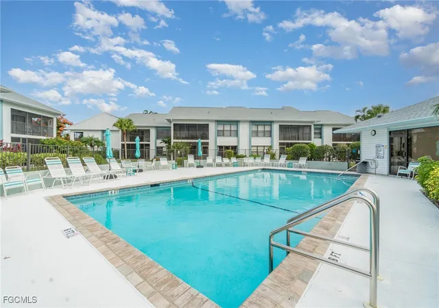 3rd image of 13351 Greengate Blvd, Fort Myers, FL 33919
