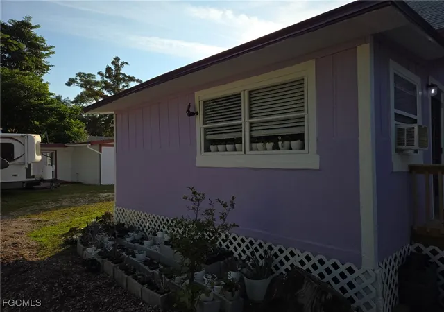 Photo 3 of Single family home for sale at 3207 Broadway, Fort Myers, FL 33901 | MLS# 2025023063 | Listing updated on 2026-06-10