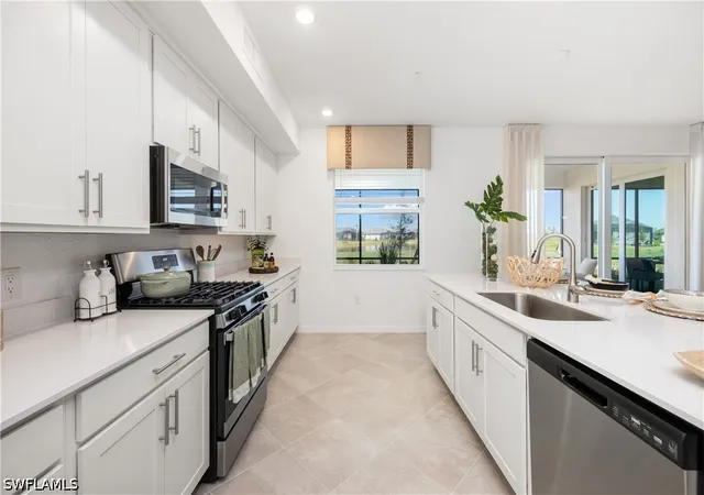 4th image of 15988 Bluffton Ln #4212, Babcock Ranch, FL 33982 | MLS# 225081910