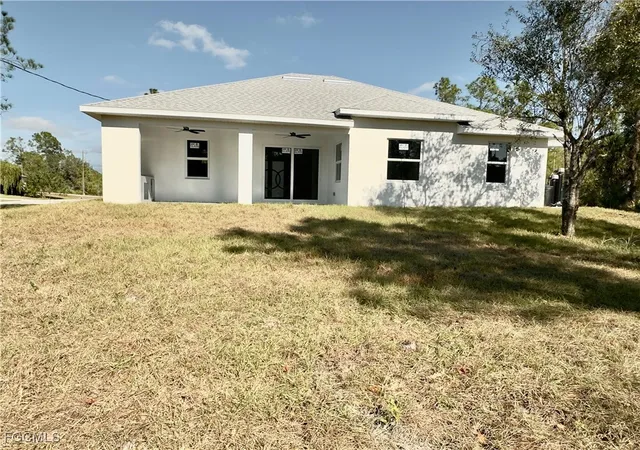 Photo 4 of Single family home for sale at 315 Spokane Ave, Lehigh Acres, FL 33972 | MLS# 2025023275 | Listing updated on 2026-09-01