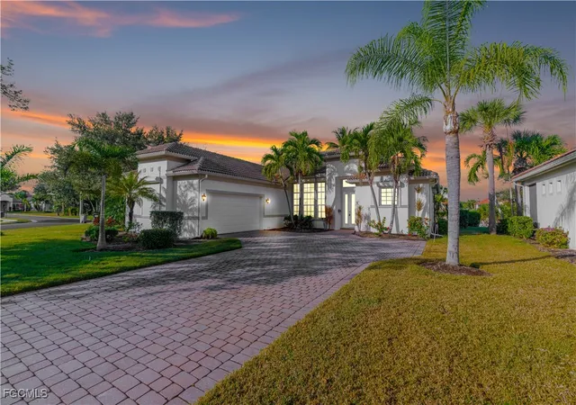 Photo 3 of Sale Pending at 11105 Sea Tropic Ln, Fort Myers, FL 33908 | MLS# 2025023355 | Listing updated on 2026-05-25