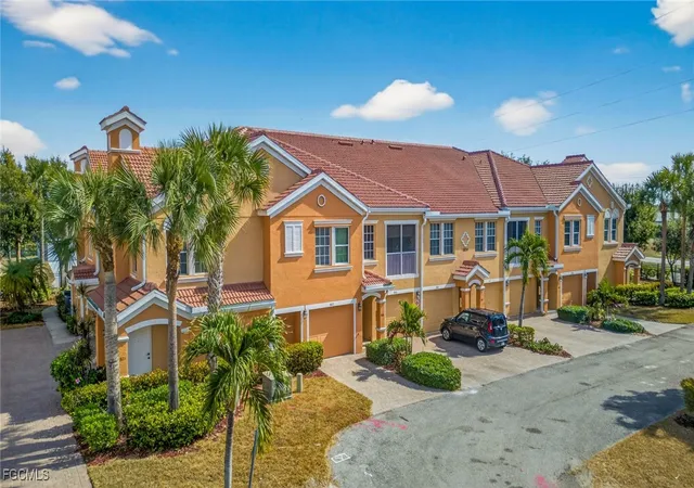 Photo 4 of Sale Pending at 1854 Concordia Lake Cir #806, Cape Coral, FL 33909 | MLS# 2025023357 | Listing updated on 2026-07-28
