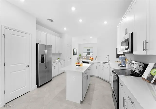 12th image of 1553 Double Eagle Trl, Naples, FL 34120 | MLS# 225081904