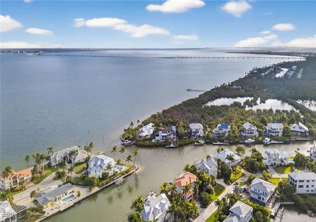 50th image of 1480 Angel Dr, Sanibel, FL 33957 | MLS# 2025023457