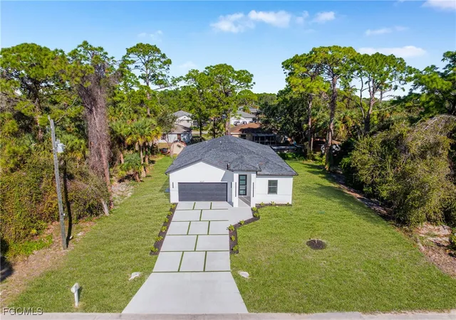 1st image of 5037 Pinetree Cir, Labelle, FL 33935 | MLS# 2025023505