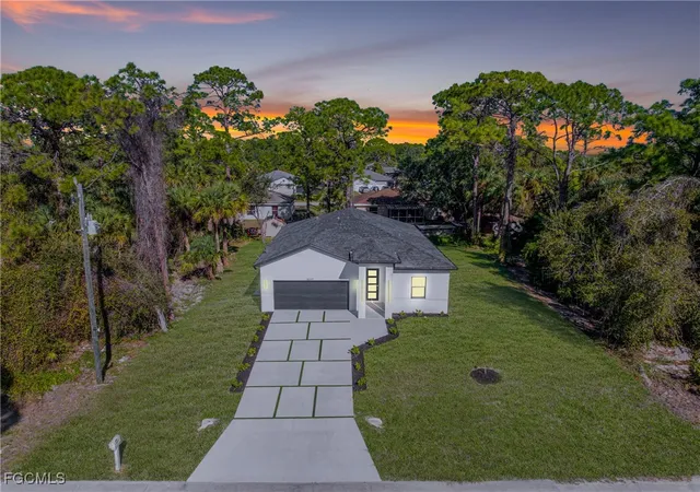 2nd image of 5037 Pinetree Cir, Labelle, FL 33935 | MLS# 2025023505