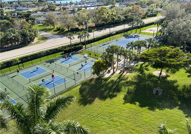 Listing Photo 2 - Condo for sale in building located at 3414 Hancock Brg Pkwy, NORTH FORT MYERS, FL 33903 - Unit #901