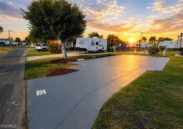 Photo 1 of Land for sale at 19681 Summerlin #152 Rd, Fort Myers, FL 33908 | MLS# 2025023536 | Listing updated on 2026-07-29