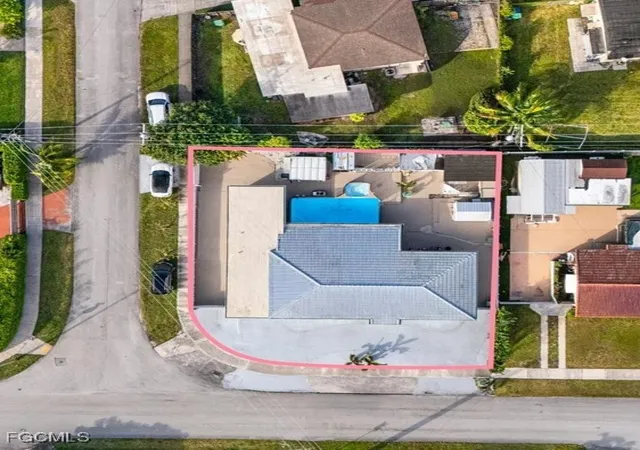 Photo 3 of Single family home for sale at 9365 Southwest 44th St, Miami, FL 33165 | MLS# 2025023554 | Listing updated on 2026-05-05