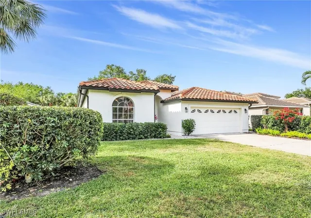 Photo 4 of Single family home for sale at 8850 Springwood Ct, Bonita Springs, FL 34135 | MLS# 225082659 | Listing updated on 2026-09-01
