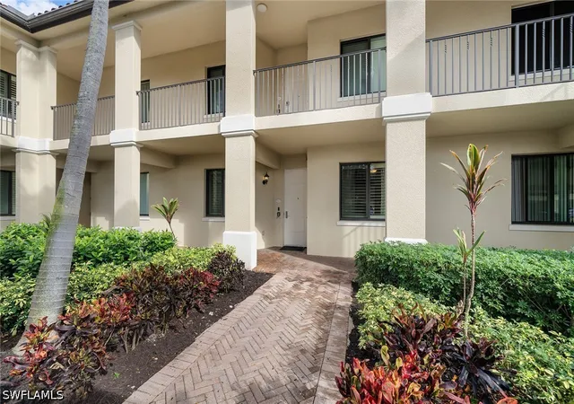 Photo 3 of Condo for sale at 1015 Sandpiper St #D105, Naples, FL 34102 | MLS# 225082301 | Listing updated on 2026-07-13