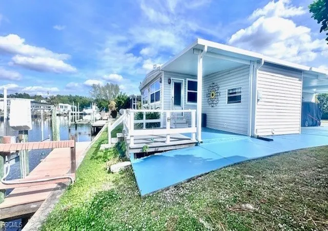 3rd image of 5519 Sir Walter Way, North Fort Myers, FL 33917 | MLS# 2025024051