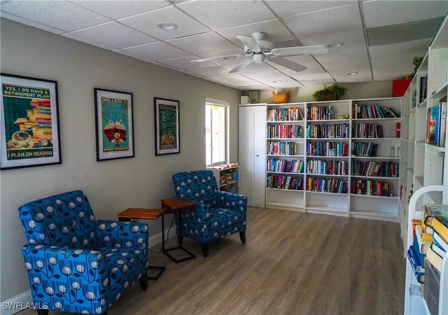 2nd image of 641 12Th Ave S, Naples, FL 34102