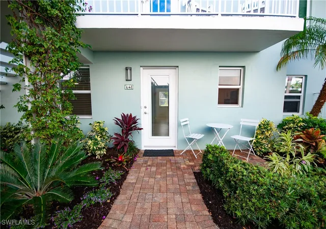 4th image of 641 12Th Ave S, Naples, FL 34102