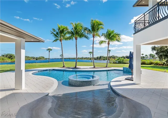 4th image of 18090 N Olga Dr, Alva, FL 33920 | MLS# 2025024091