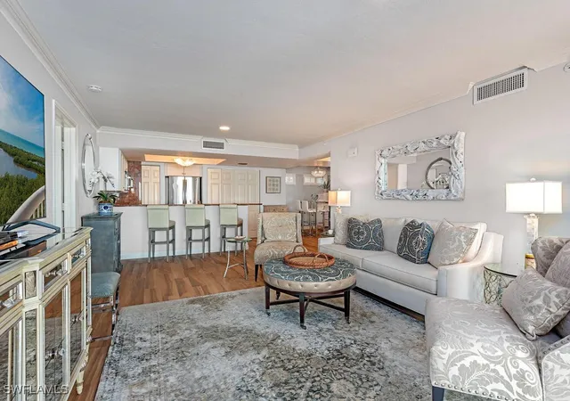 3rd image of 6849 Grenadier Blvd #1803, Naples, FL 34108 | MLS# 225082152