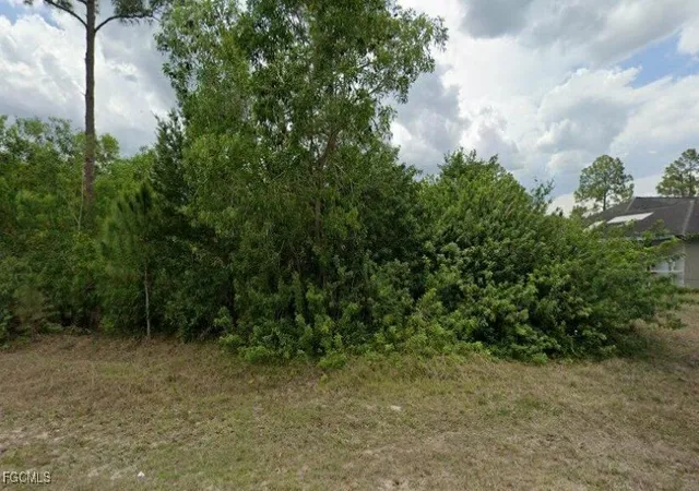 Photo 3 of Land for sale at 1003 Jefferson Ave, Lehigh Acres, FL 33936 | MLS# 2025024267 | Listing updated on 2026-07-28