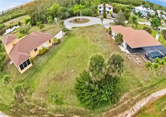 3rd image of 14358 Tamarac Dr, Bokeelia, FL 33922 | MLS# 2025024299