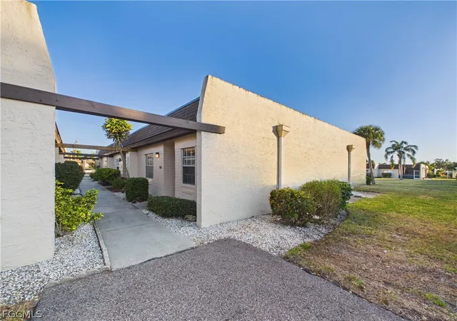 Photo 2 of Sale Pending at 6300 S Pointe Blvd #116, Fort Myers, FL 33919 | MLS# 2025024319 | Listing updated on 2026-06-08