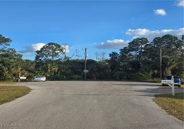 Photo 2 of Land for sale at 623 Lionel Ct, Lehigh Acres, FL 33972 | MLS# 2025024442 | Listing updated on 2026-09-30