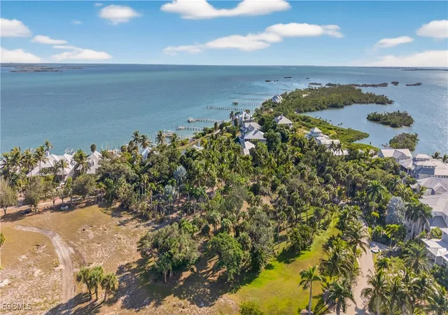 4th image of 326 Useppa, Captiva, FL 33924 | MLS# 2025024679