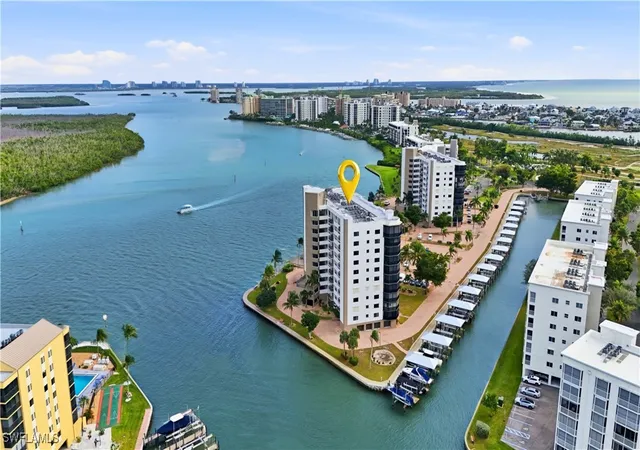 3rd image of 4265 Bay Bch Ln, Fort Myers Beach, FL 33931