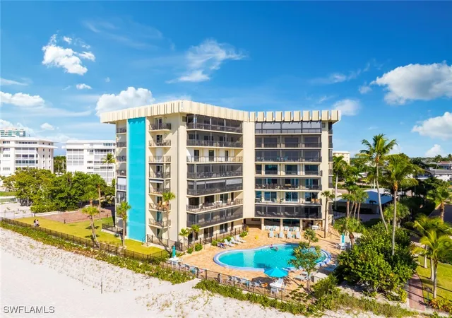 2nd image of 3399 Gulf Shore Blvd N, Naples, FL 34103