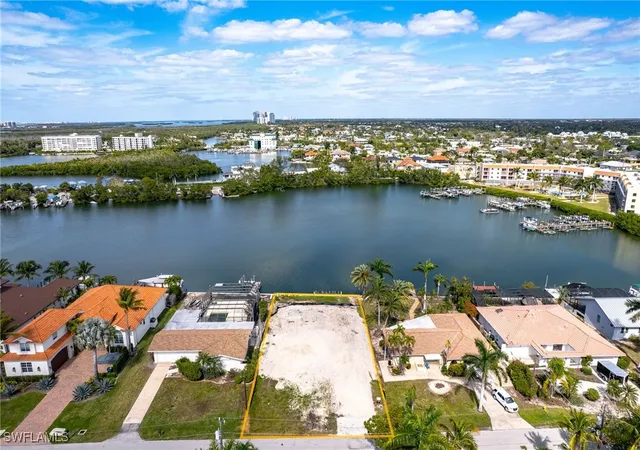 Homes for sale in Bonita Springs, FL | 251 6th St, Bonita Springs, FL 34134 | MLS# 225084068