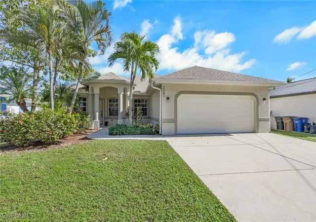 2nd image of 2082 E Tobago Cir, Fort Myers, FL 33905 | MLS# 225083913