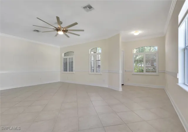 Photo 4 of Sale Pending at 2082 E Tobago Cir, Fort Myers, FL 33905 | MLS# 225083913 | Listing updated on 2026-04-22