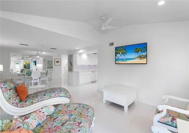 4th image of 821 Palm St, Marco Island, FL 34145 | MLS# 225082012