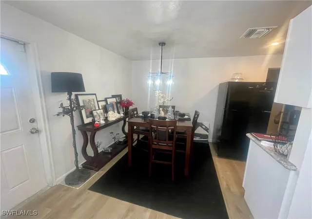 Photo 3 of Single family home for sale at 1339 5th Avenue N, Naples, FL 34102 | MLS# 225084360 | Listing updated on 2026-07-22
